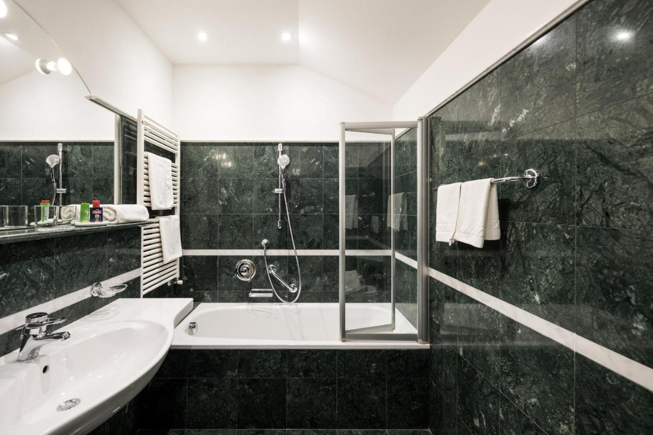 Hotel Haus Am Hang Caldaro Ngoại thất bức ảnh