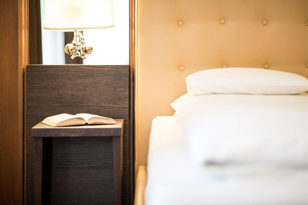 Hotel Haus Am Hang Caldaro Ngoại thất bức ảnh